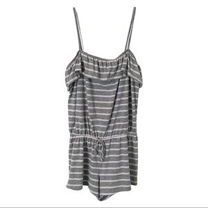 🌺 In Bloom by Jonquil Gray Stripe Stretchy Soft Ruffle Pajama Romper Size M